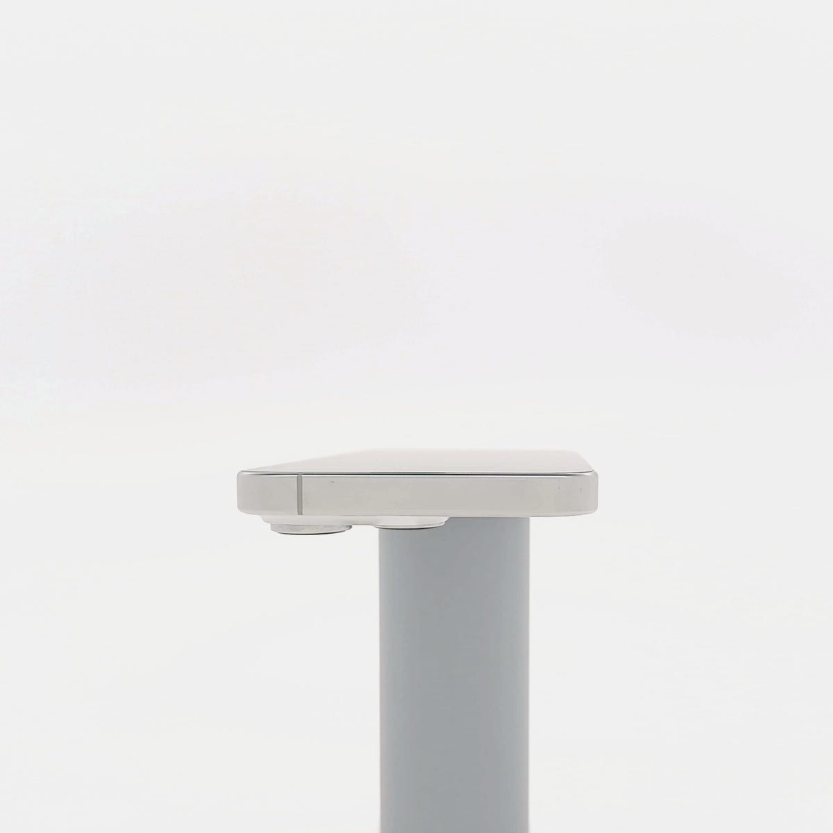 95新 Apple iPhone 16 Pro 128G 白色鈦金屬 中國大陸版