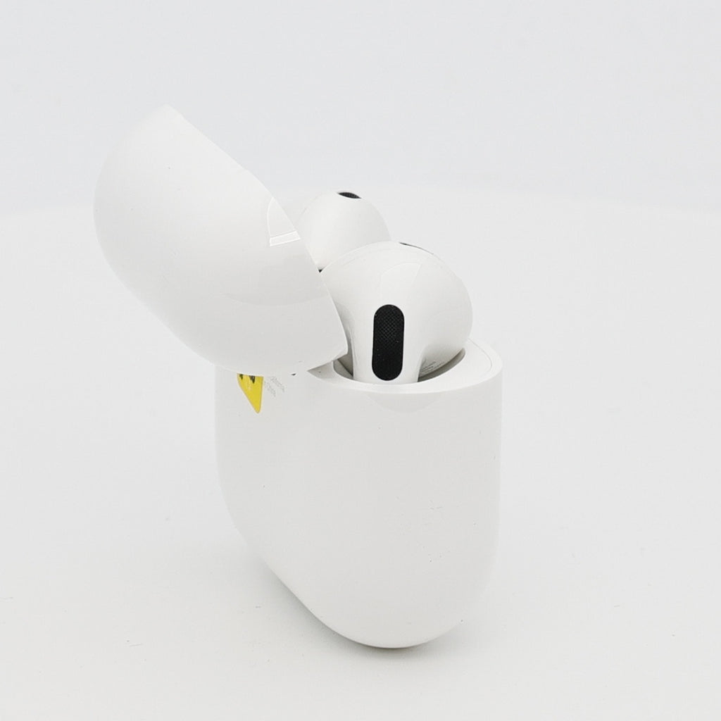 99新 Apple AirPods 4 (不支持主動降噪) 白色