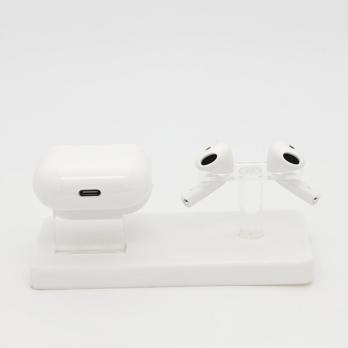 99新 Apple AirPods 4 (不支持主動降噪) 白色