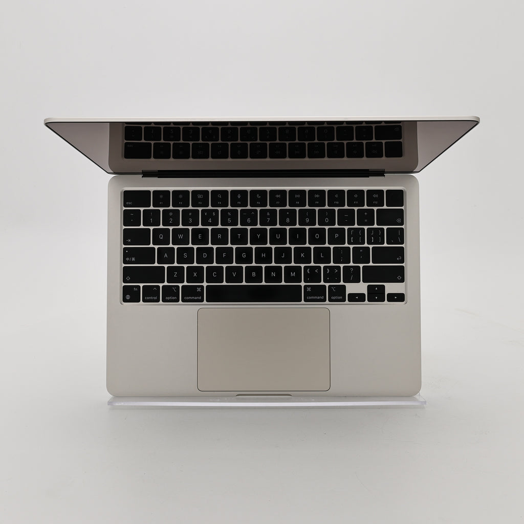 95新 Apple MacBook Air 22年 13寸 M2（8+8核） 8G RAM 256G SSD 星光色