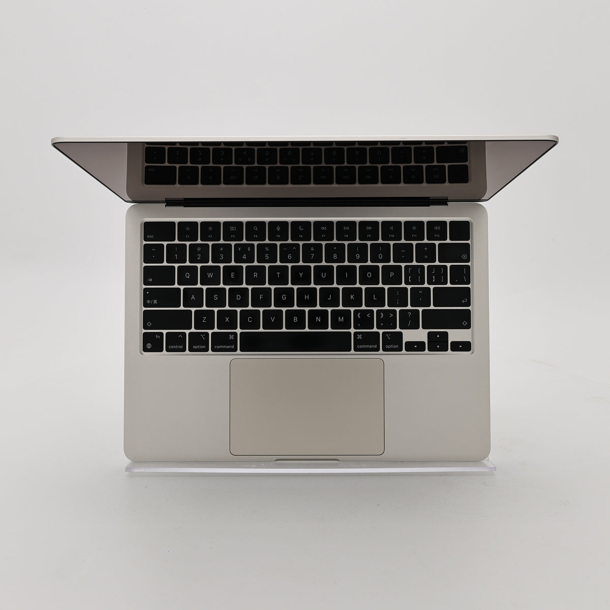 95新 Apple MacBook Air 22年 13寸 M2（8+8核） 8G RAM 256G SSD 星光色
