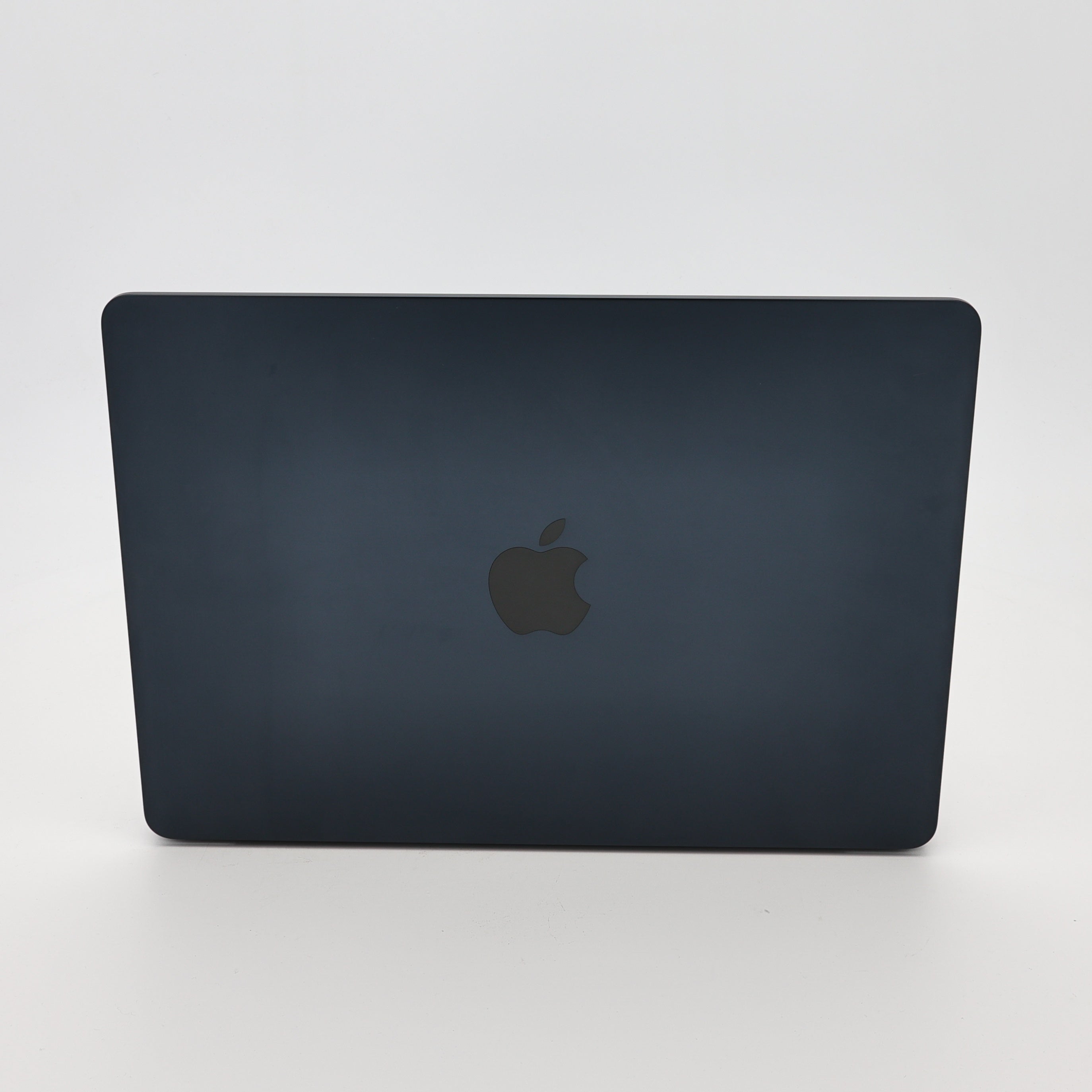 95新 Apple MacBook Air 22年 13寸 M2（8+10核） 16G RAM 256G SSD 午夜色