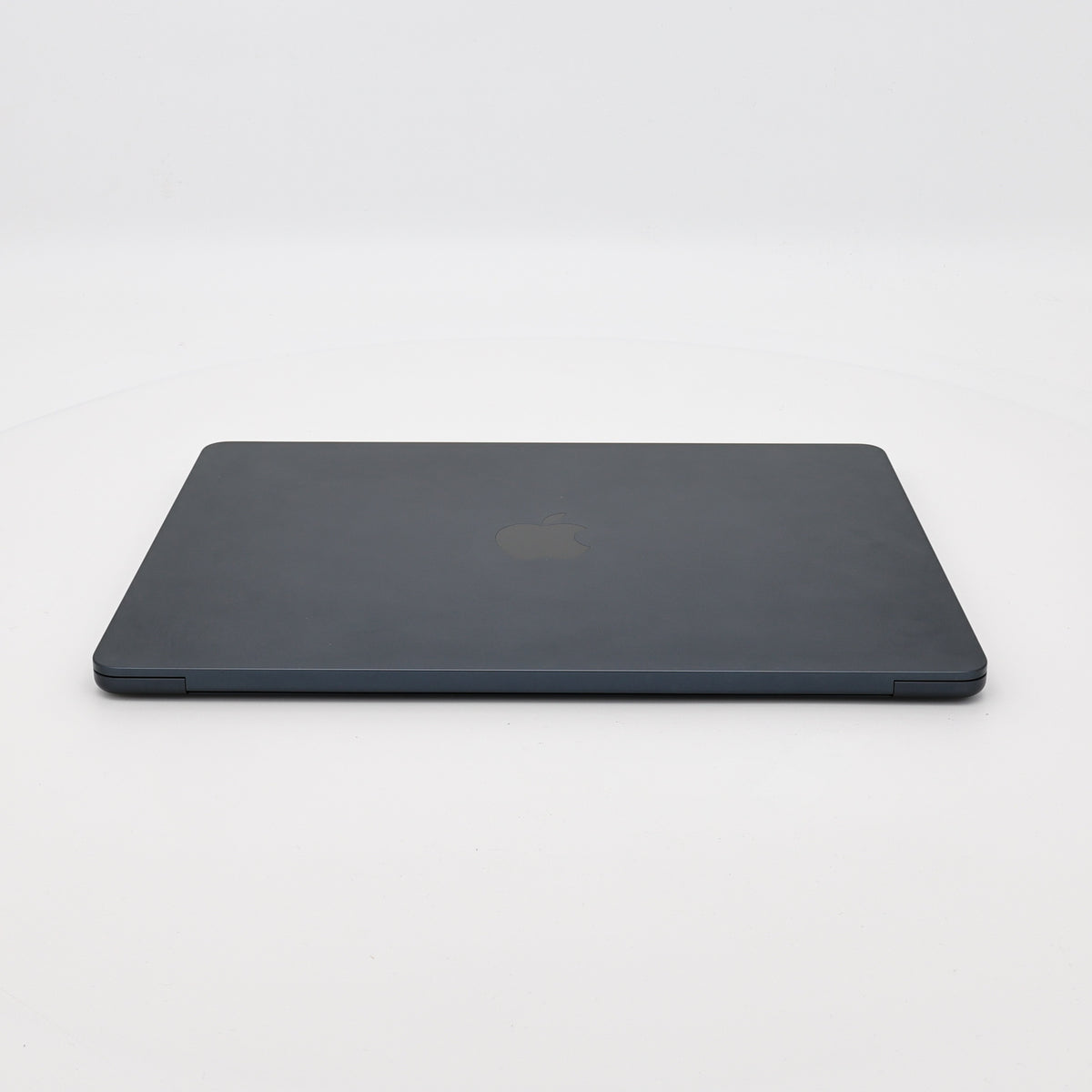 95新 Apple MacBook Air 24年 13寸 M3（8+8核） 8G RAM 256G SSD 午夜色