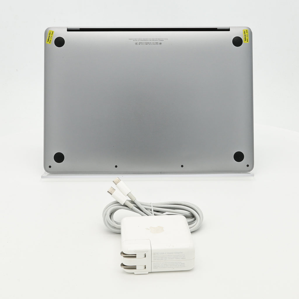 95新 Apple MacBook Pro 22年 13寸 M2（8+10核） 16G RAM 256G SSD 深空灰色