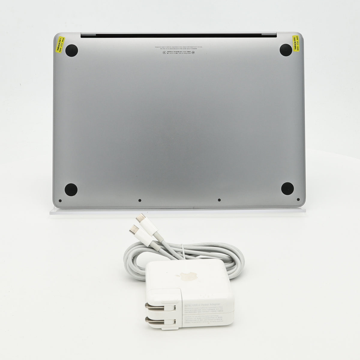 95新 Apple MacBook Pro 22年 13寸 M2（8+10核） 16G RAM 256G SSD 深空灰色