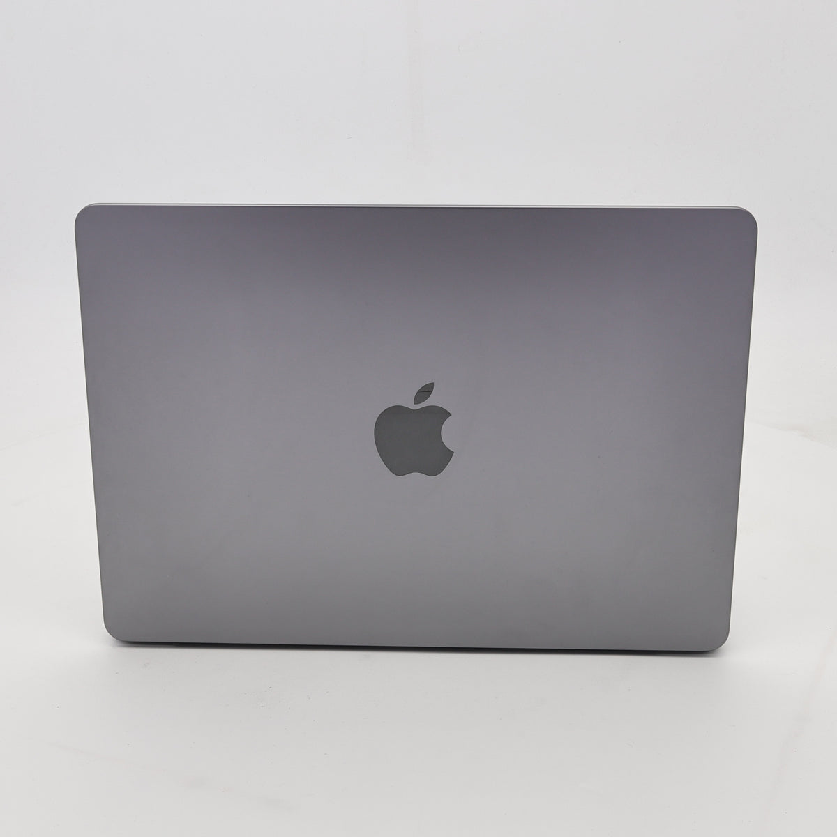 95新 Apple MacBook Air 22年 13寸 M2（8+8核） 8G RAM 256G SSD 深空灰色