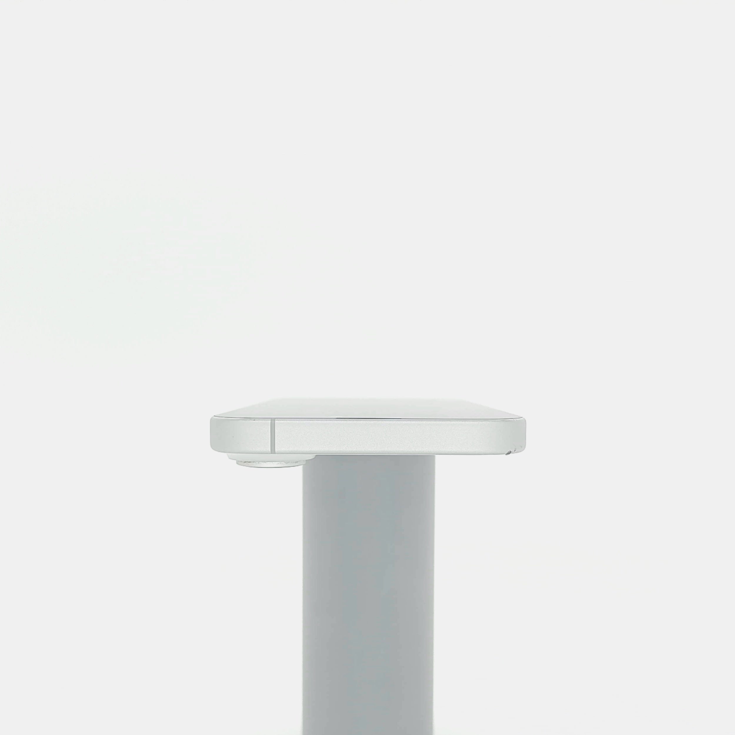 95新 Apple iPhone 16 256G 白色 中國大陸版