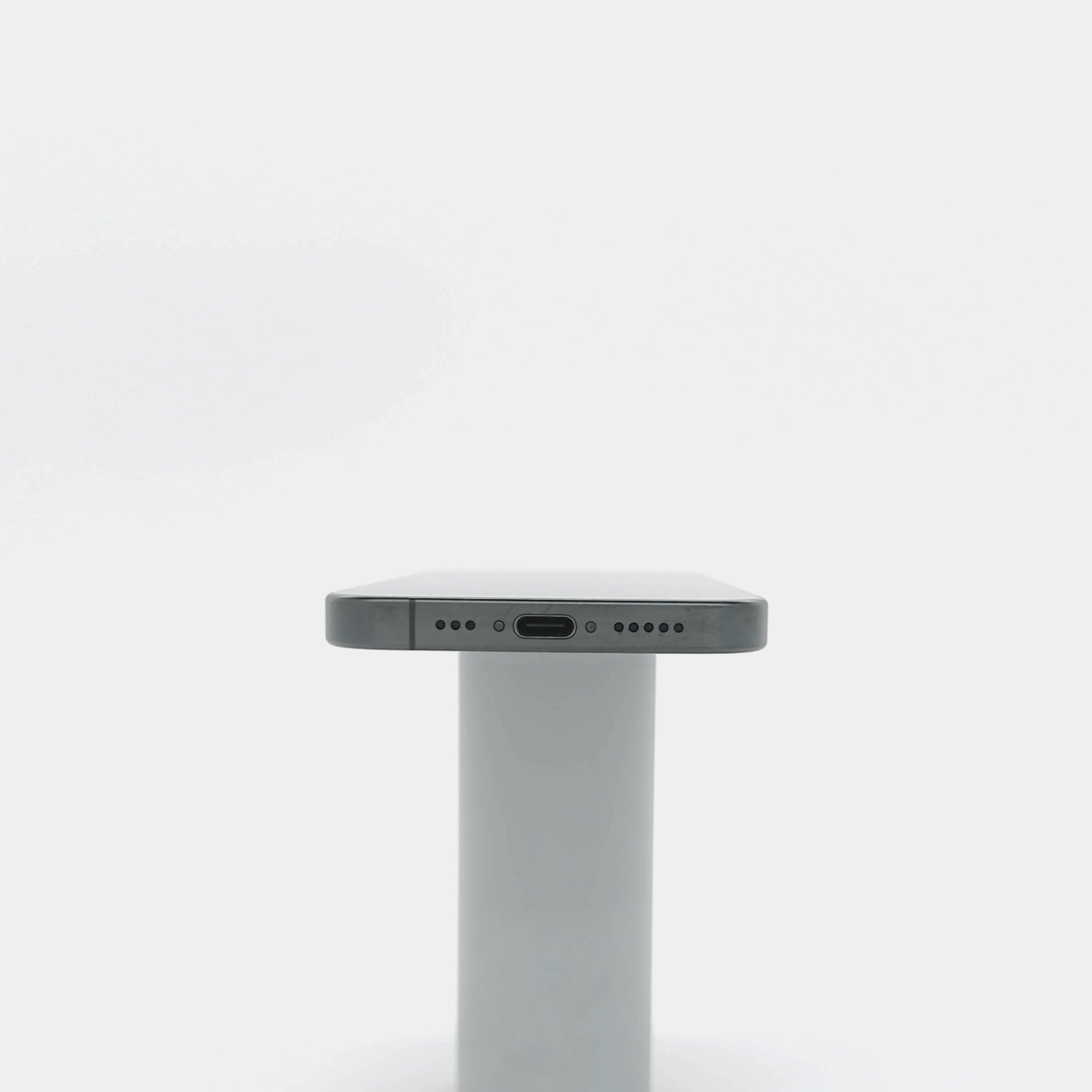 95新 Apple iPhone 15 Pro 128G 黑色鈦金屬 中國大陸版