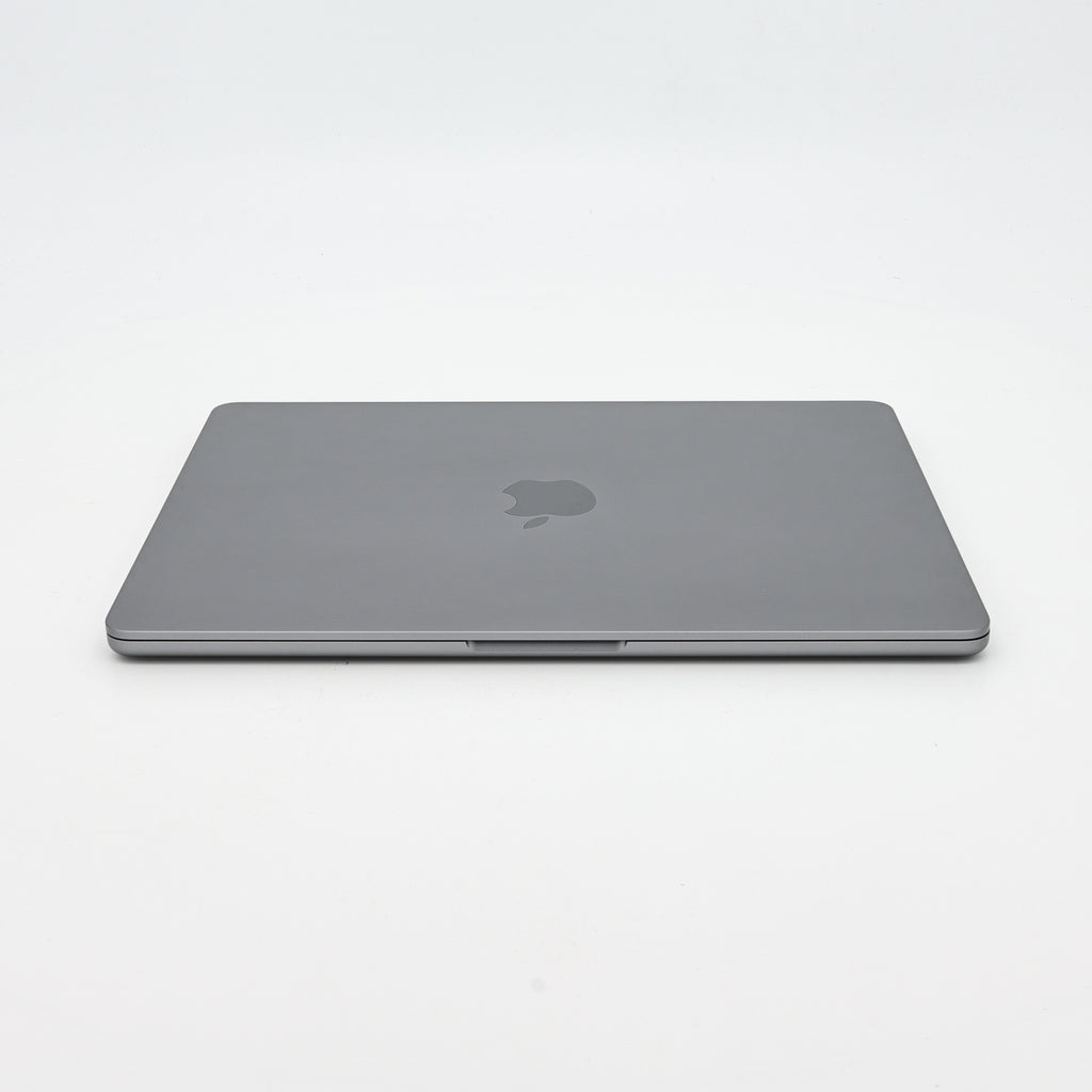 95新 Apple MacBook Air 22年 13寸 M2（8+10核） 16G RAM 256G SSD 深空灰色