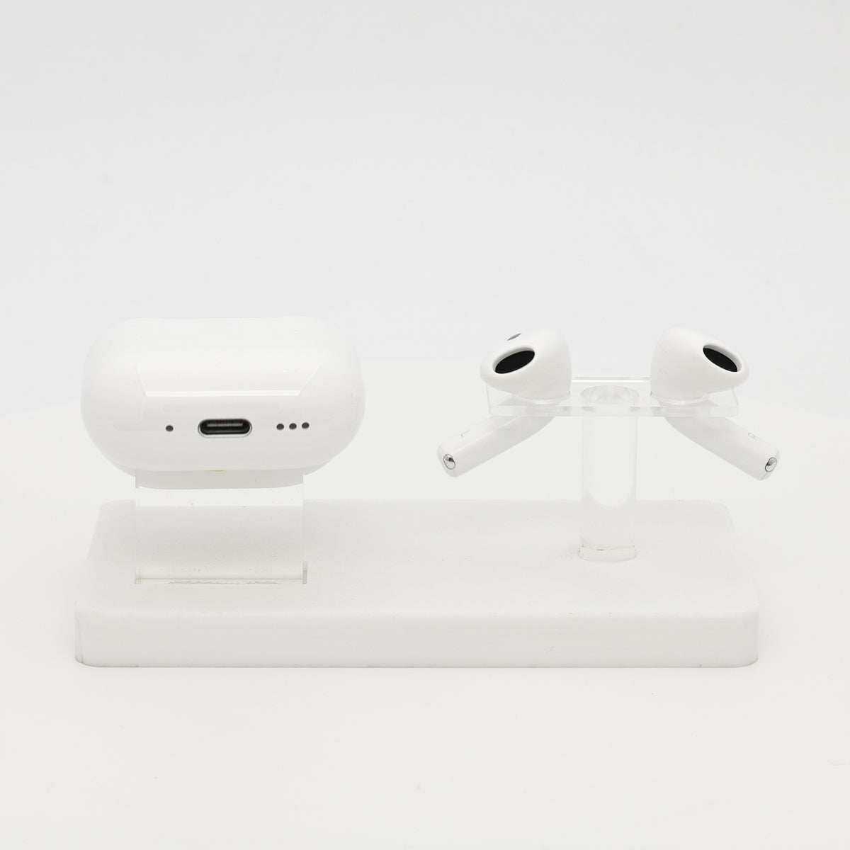99新 Apple AirPods 4 (支持主動降噪) 白色