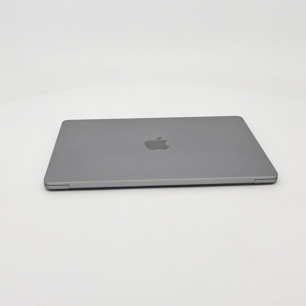 95新 Apple MacBook Air 22年 13寸 M2（8+8核） 8G RAM 256G SSD 深空灰色