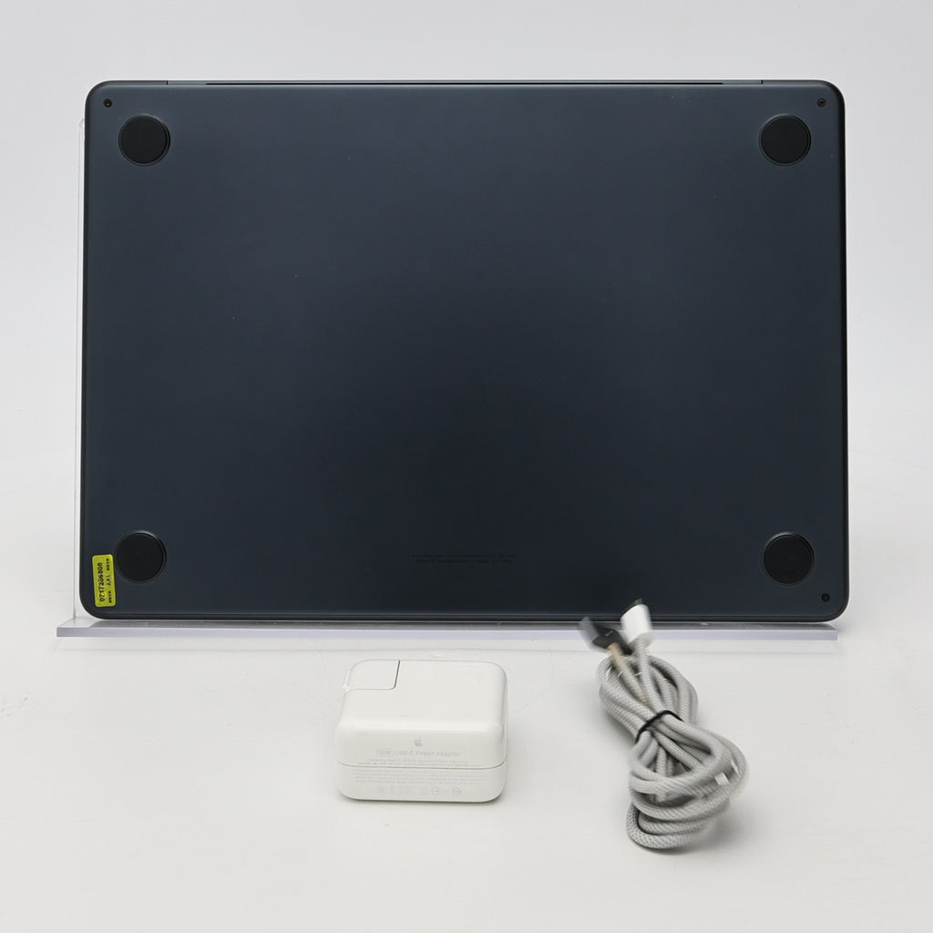 95新 Apple MacBook Air 22年 13寸 M2（8+8核） 8G RAM 256G SSD 午夜色