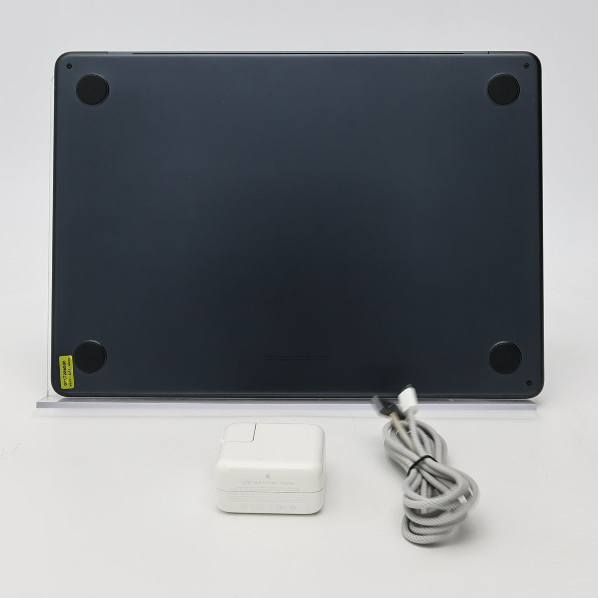 95新 Apple MacBook Air 22年 13寸 M2（8+8核） 8G RAM 256G SSD 午夜色