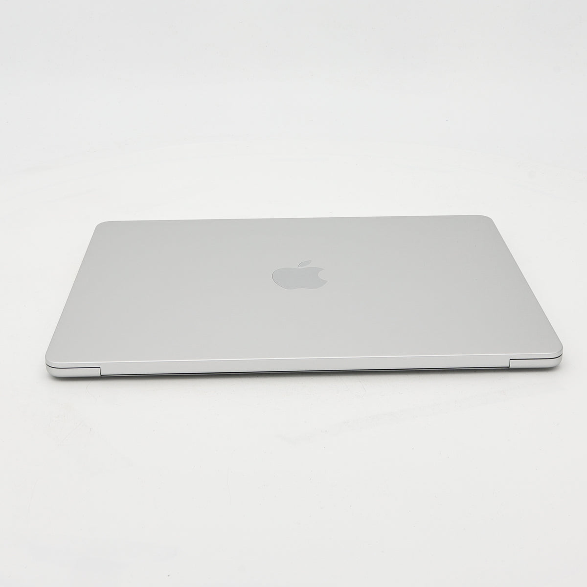 99新 Apple MacBook Air 24年 13寸 M3（8+8核） 8G RAM 256G SSD 銀色