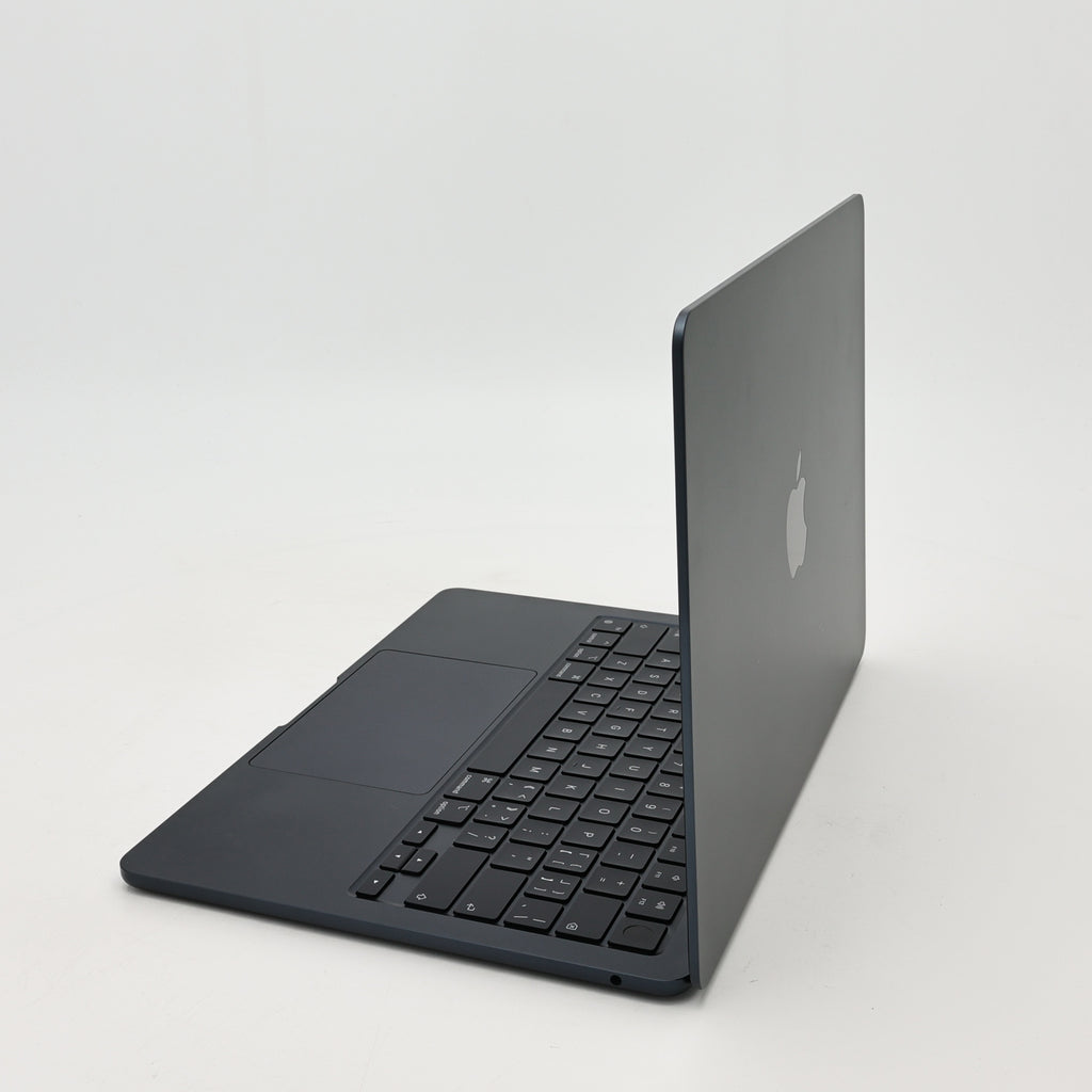 95新 Apple MacBook Air 22年 13寸 M2（8+8核） 16G RAM 256G SSD 深空灰色