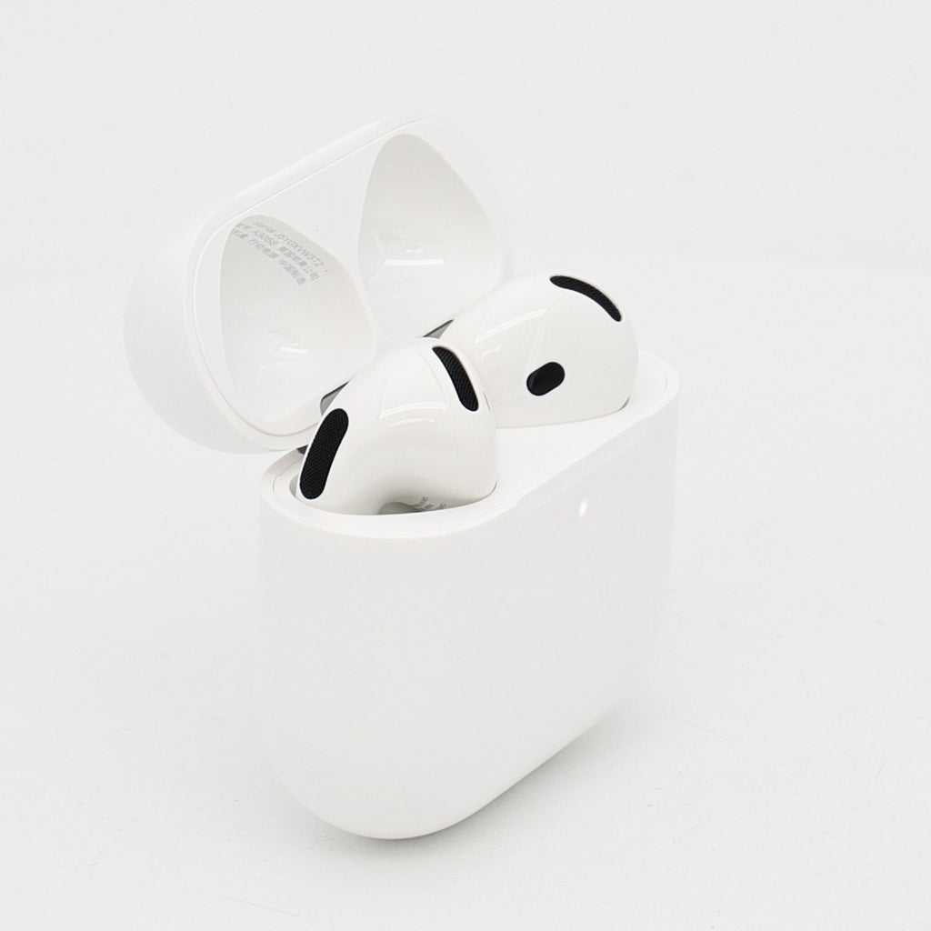 99新 Apple AirPods 4 (不支持主动降噪) 白色
