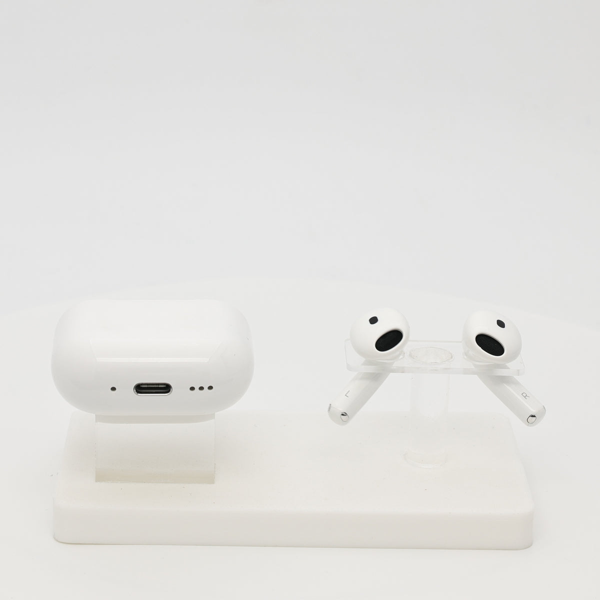 99新 Apple AirPods 4 (支持主動降噪) 白色
