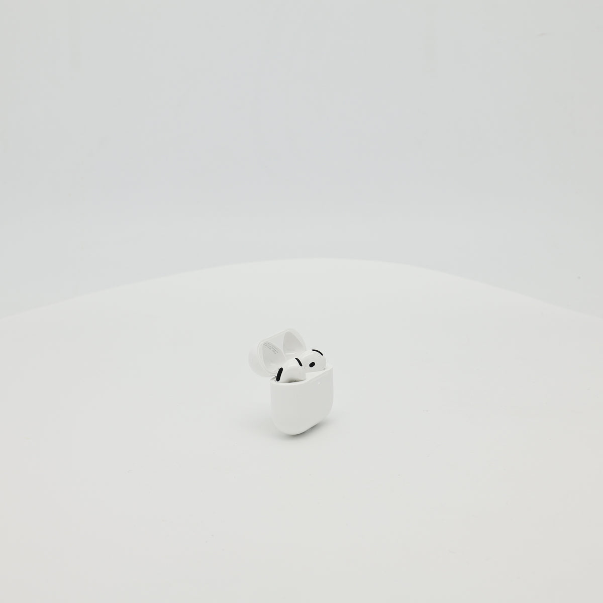 99新 Apple AirPods 4 (不支持主动降噪) 白色
