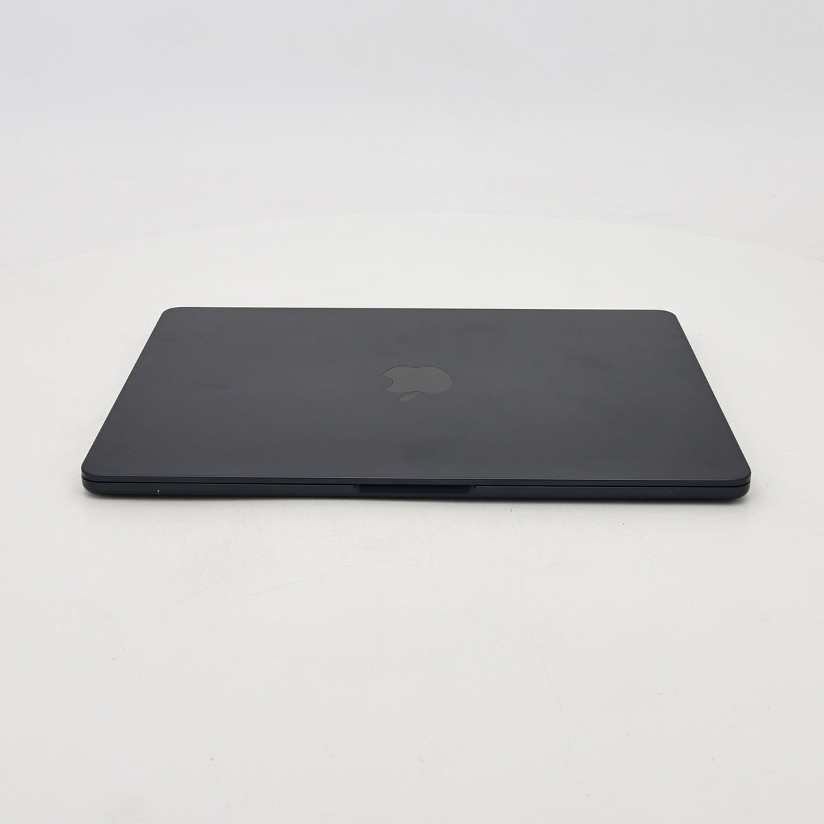 95新 Apple MacBook Air 22年 13寸 M2（8+8核） 8G RAM 256G SSD 午夜色