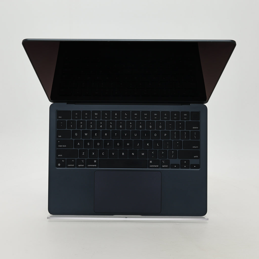 95新 Apple MacBook Air 22年 13寸 M2（8+8核） 8G RAM 256G SSD 午夜色