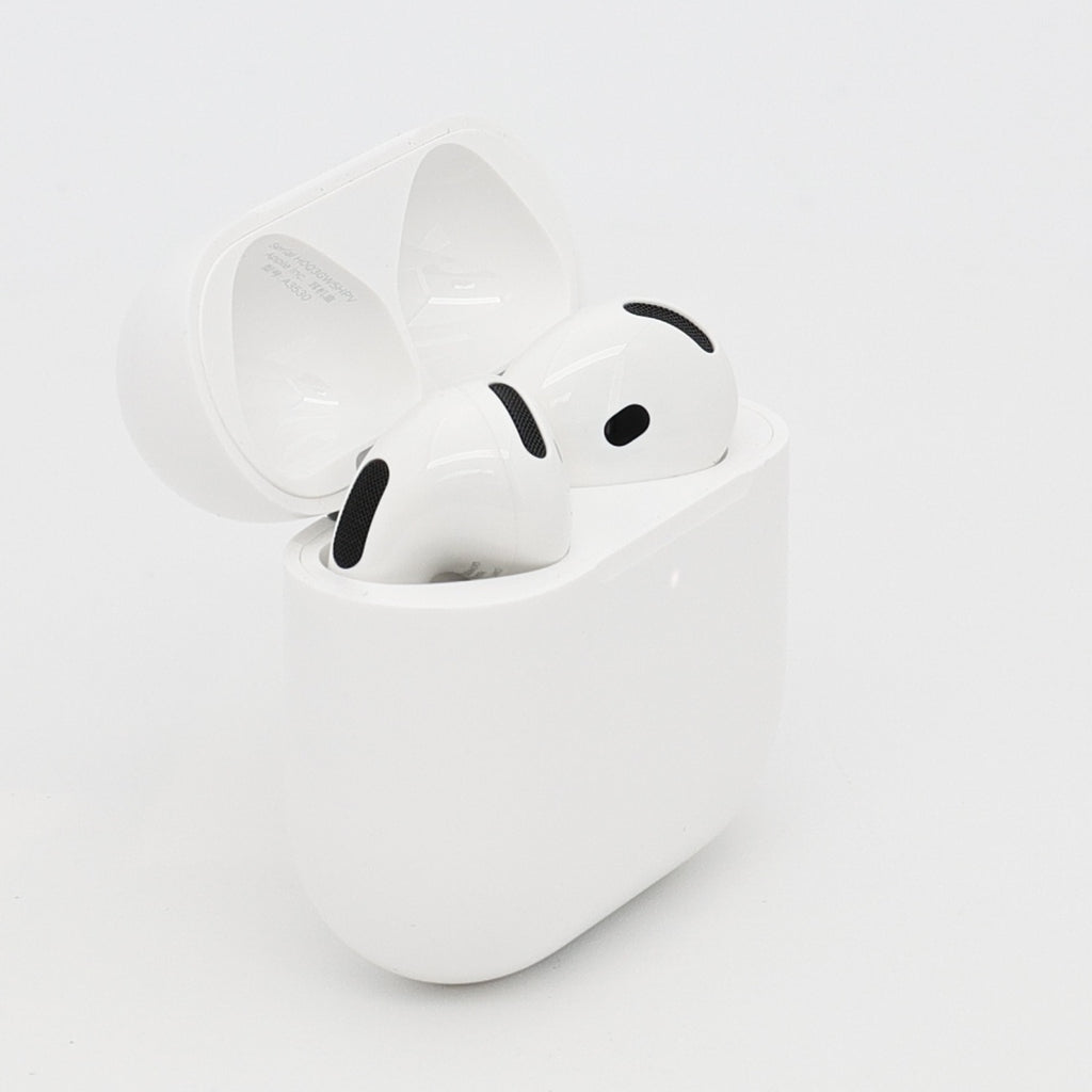 99新 Apple AirPods 5 白色