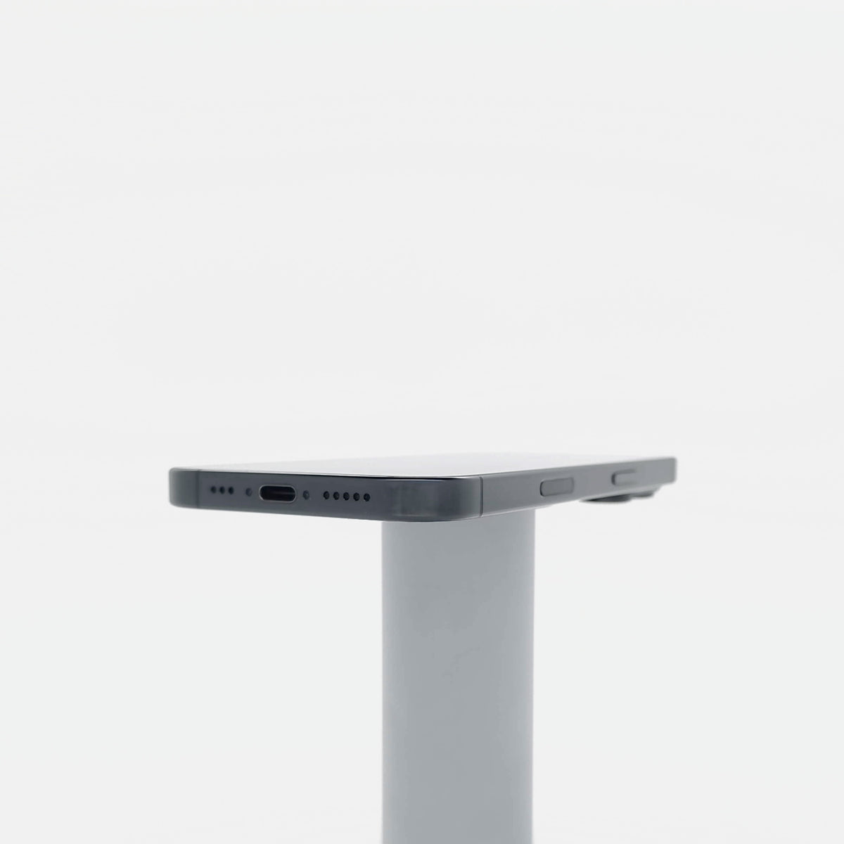 95新 Apple iPhone 16 Pro 128G 黑色鈦金屬 中國大陸版