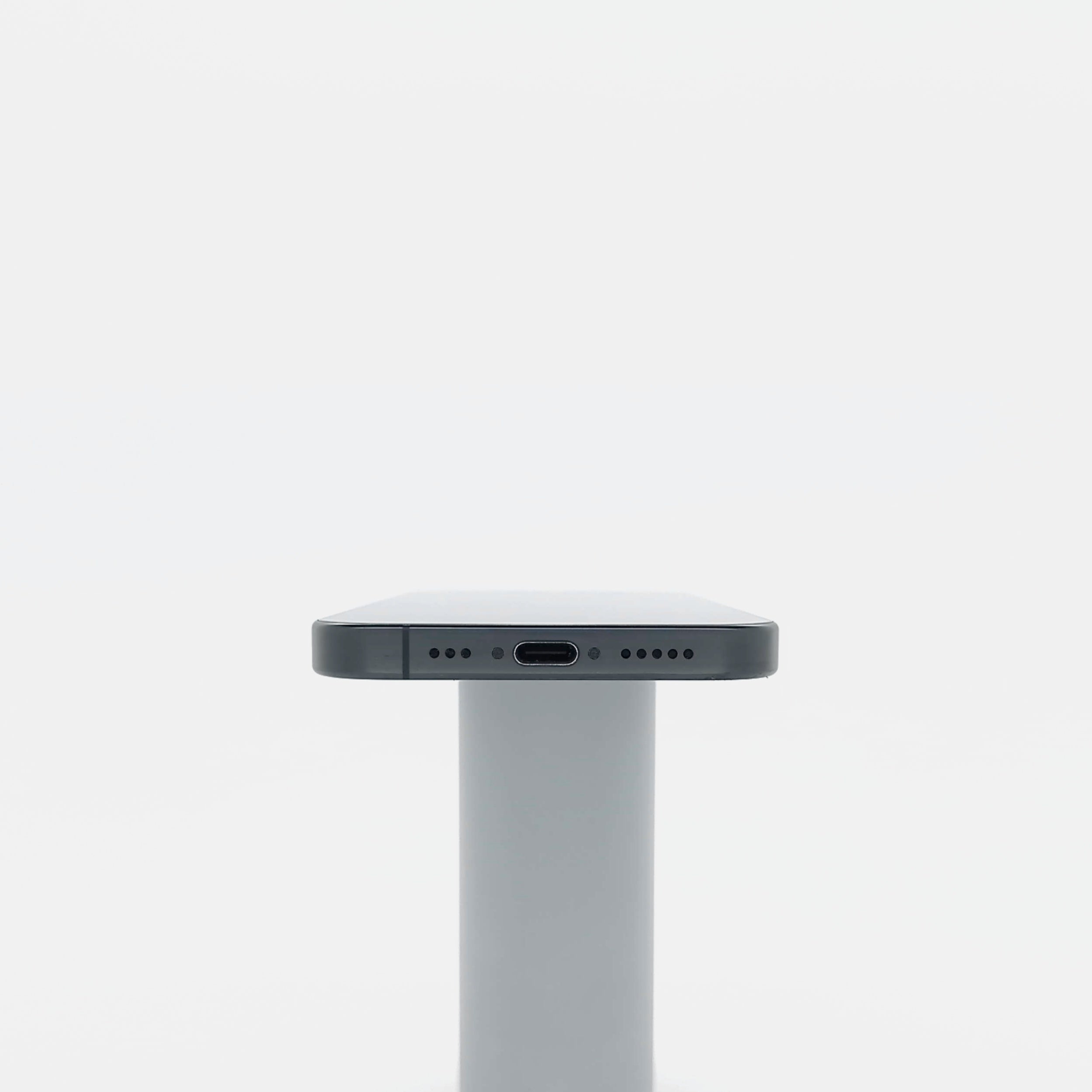 95新 Apple iPhone 16 Pro 128G 黑色鈦金屬 中國大陸版