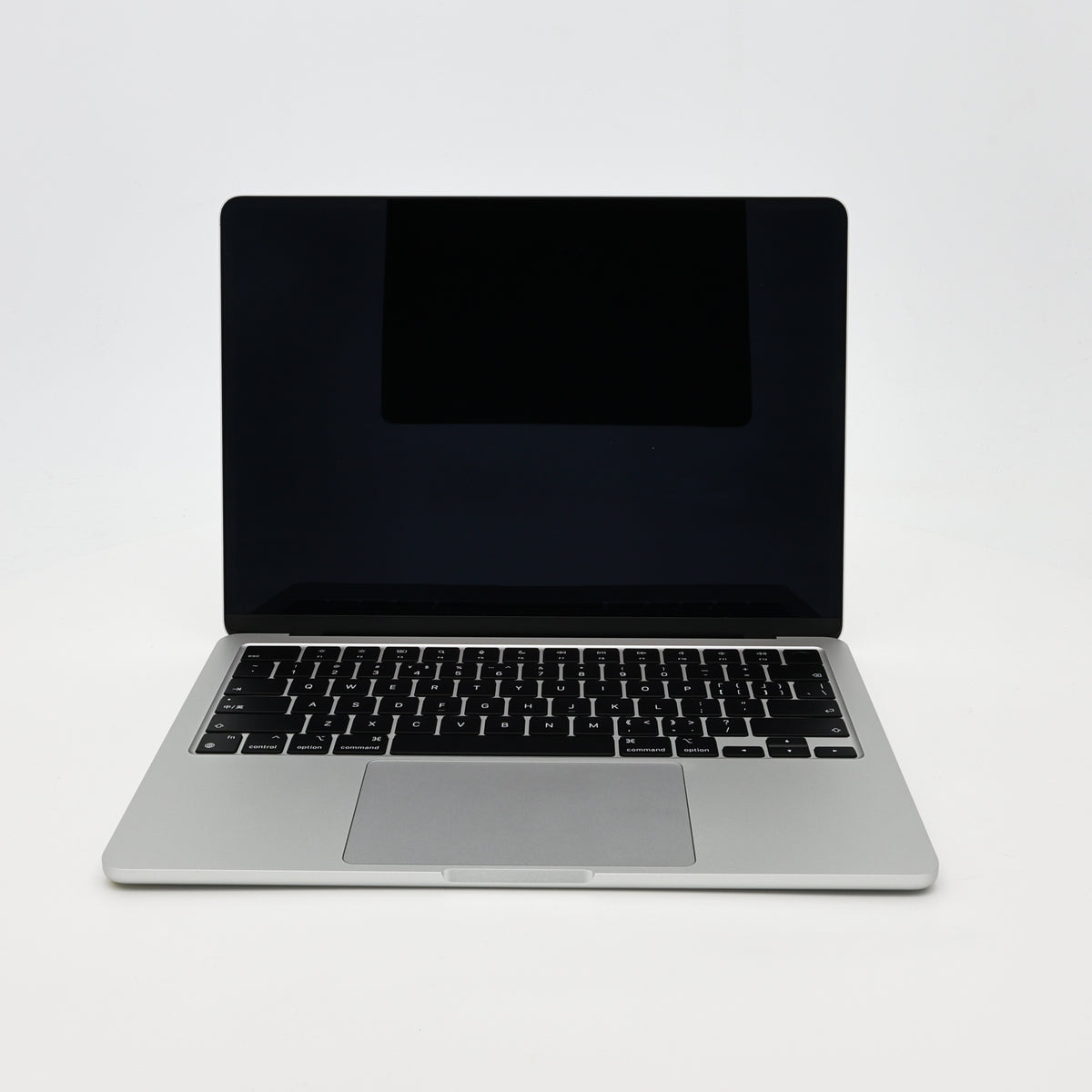 99新 Apple MacBook Air 22年 13寸 M2（8+8核） 8G RAM 256G SSD 銀色