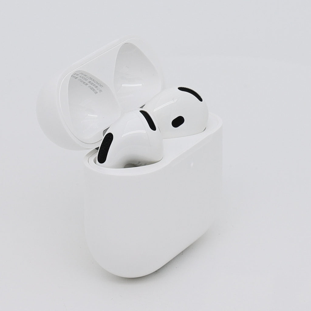 99新 Apple AirPods 4 (不支持主动降噪) 白色
