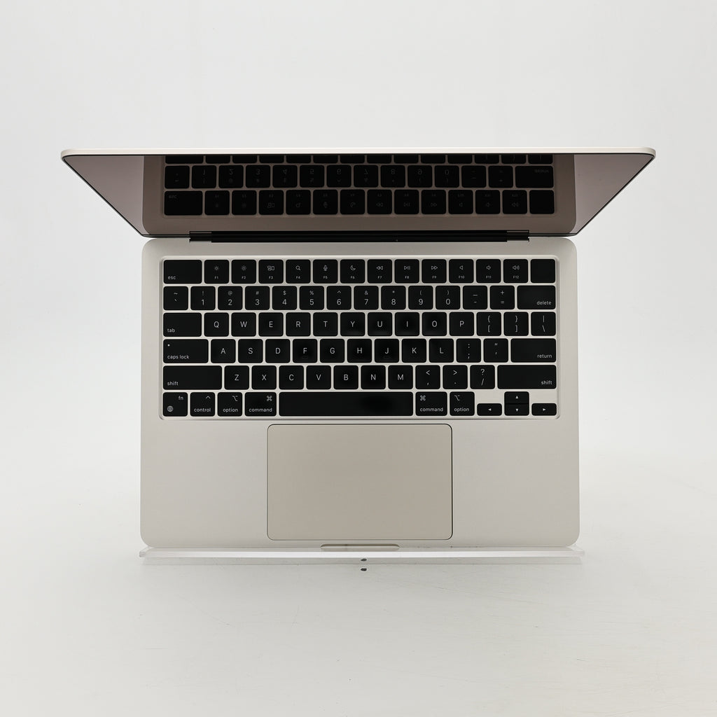 95新 Apple MacBook Air 22年 13寸 M2（8+10核） 8G RAM 512G SSD 星光色