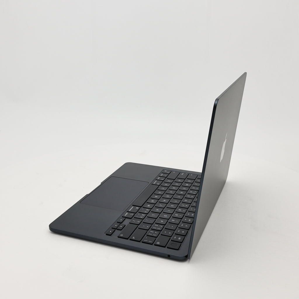 99新 Apple MacBook Air 22年 13寸 M2（8+8核） 8G RAM 256G SSD 午夜色