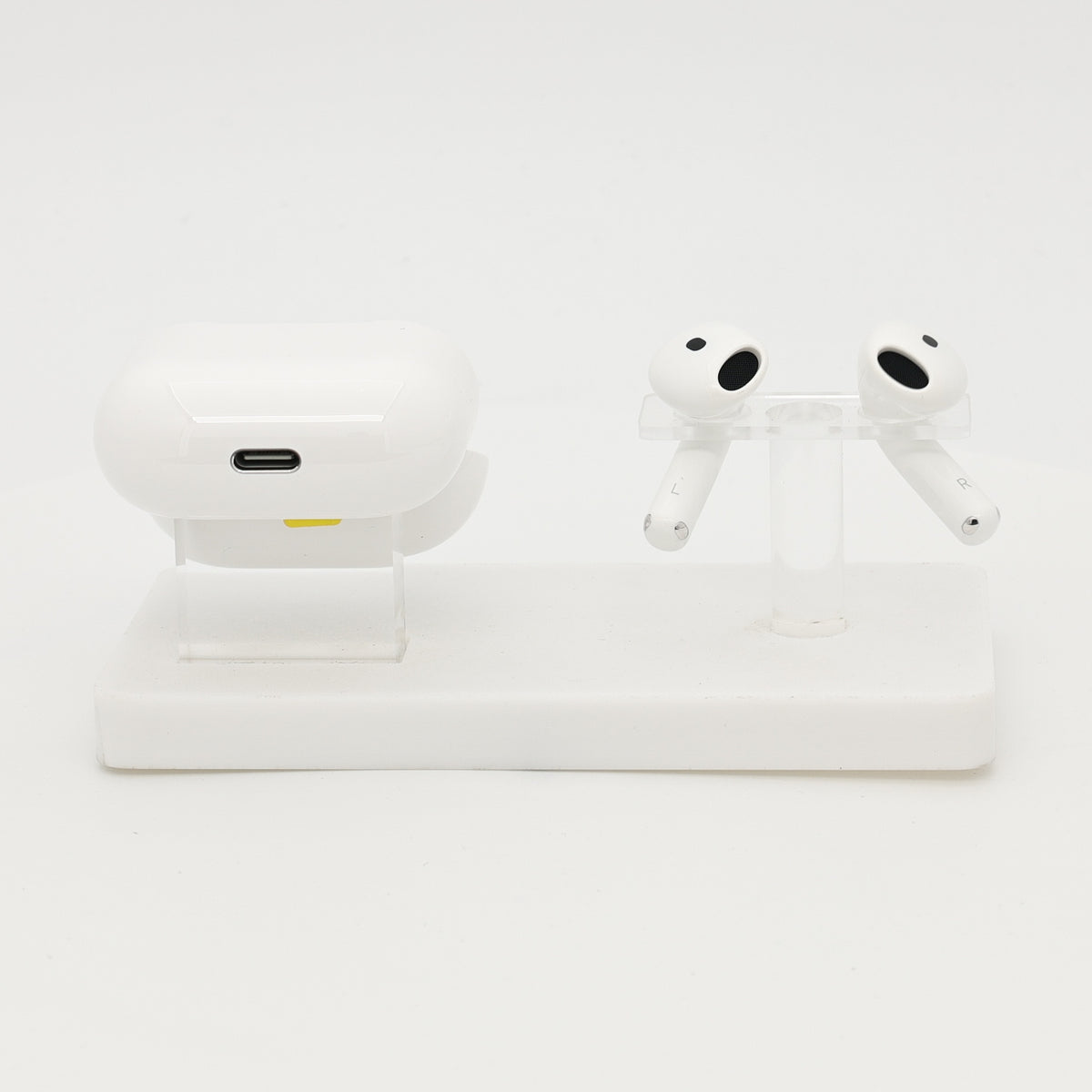 99新 Apple AirPods 5 白色