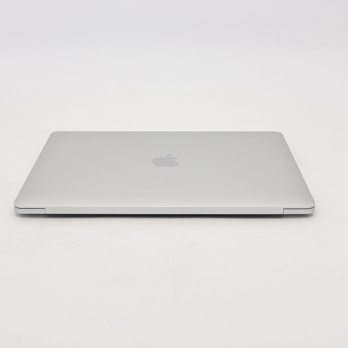 95新 Apple MacBook Pro 22年 13寸 M2（8+10核） 8G RAM 512G SSD 銀色