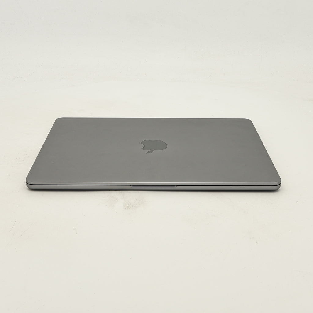 95新 Apple MacBook Air 24年 13寸 M3（8+8核） 8G RAM 256G SSD 深空灰色