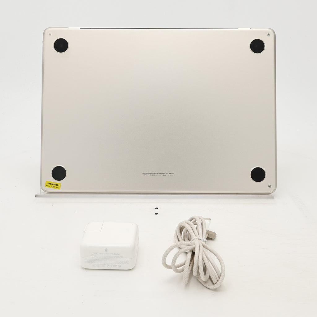 99新 Apple MacBook Air 24年 13寸 M3（8+8核） 8G RAM 256G SSD 星光色
