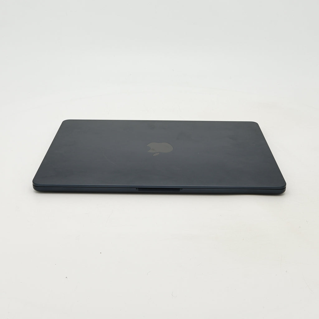 95新 Apple MacBook Air 22年 13寸 M2（8+8核） 8G RAM 256G SSD 午夜色
