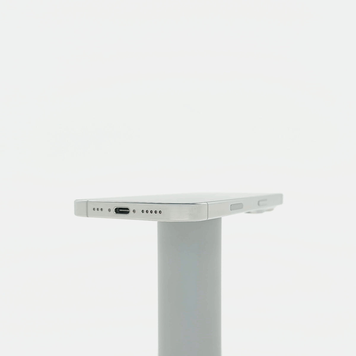 95新 Apple iPhone 16 Pro 128G 白色鈦金屬 中國大陸版