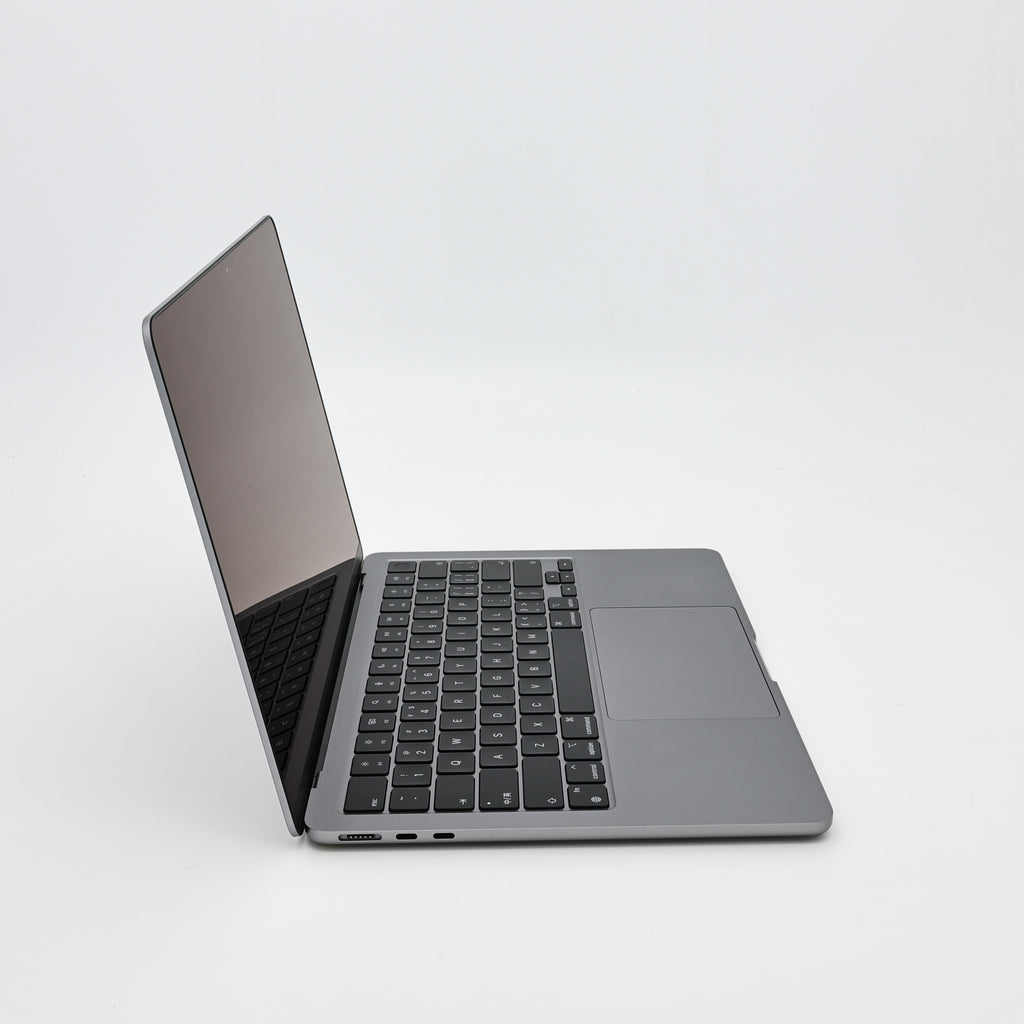 95新 Apple MacBook Air 22年 13寸 M2（8+10核） 16G RAM 256G SSD 深空灰色