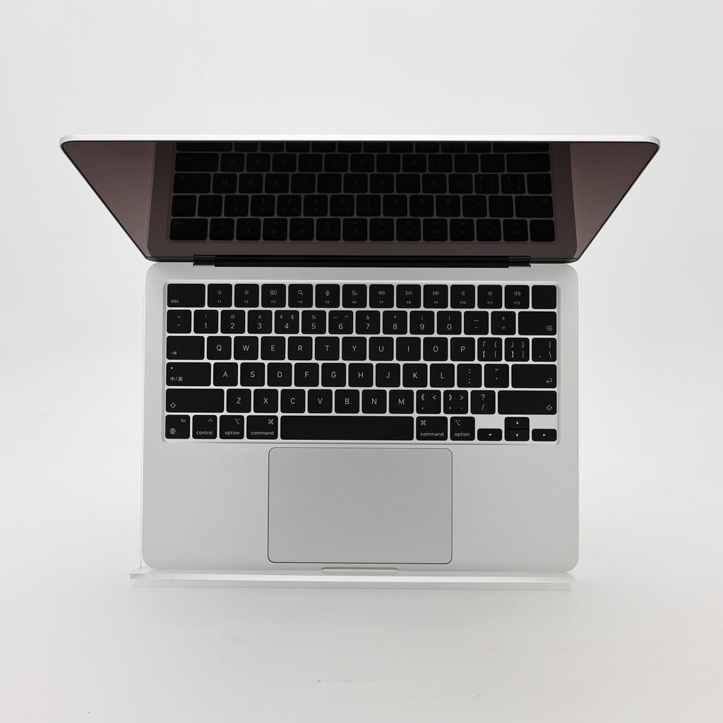 95新 Apple MacBook Air 22年 13寸 M2（8+10核） 8G RAM 512G SSD 銀色