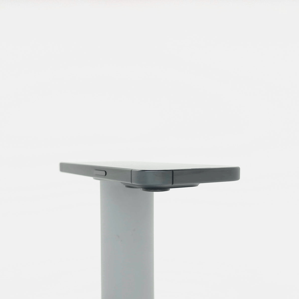 95新 Apple iPhone 15 Pro 128G 黑色鈦金屬 中國大陸版