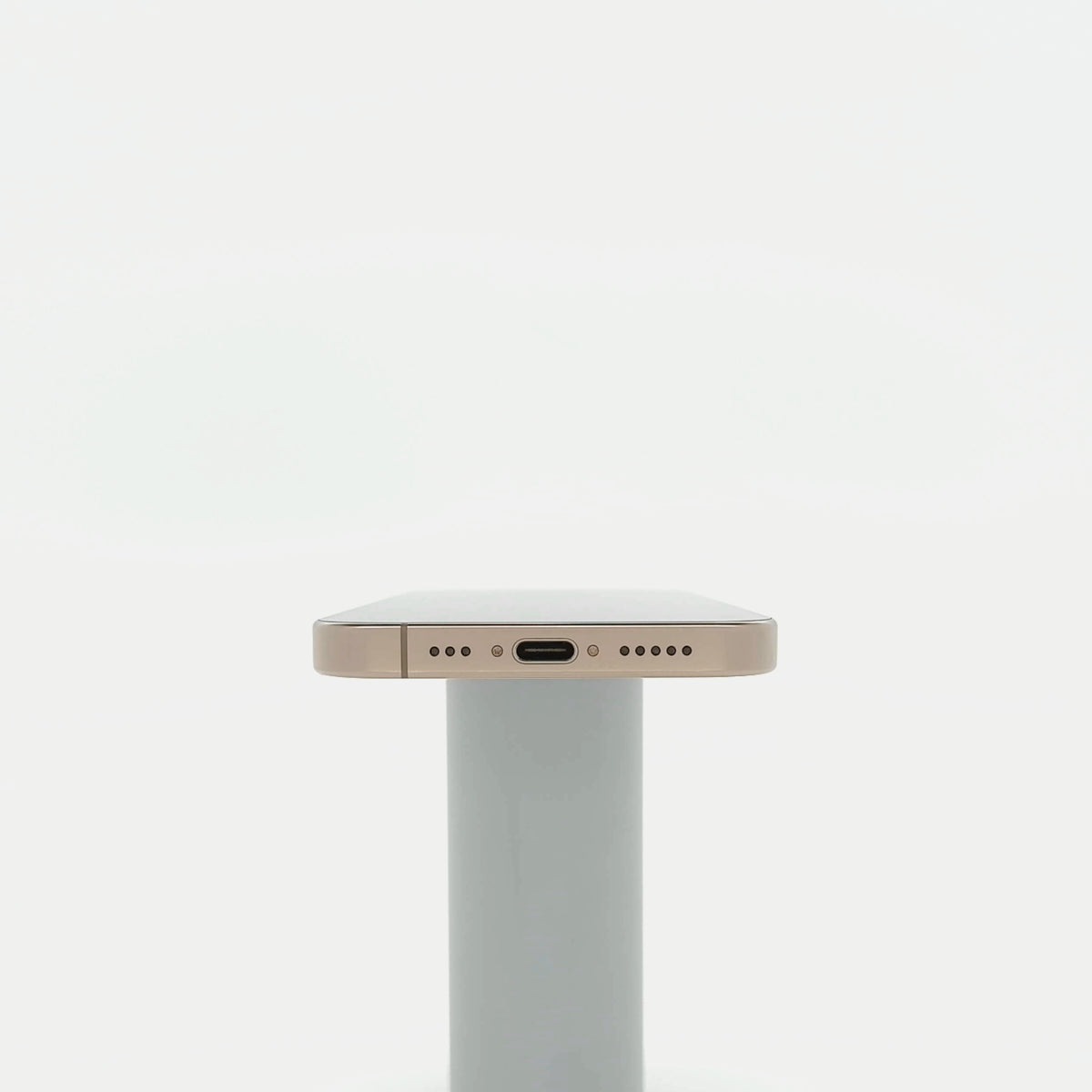 95新 Apple iPhone 16 Pro 256G 沙漠色鈦金屬 中國大陸版