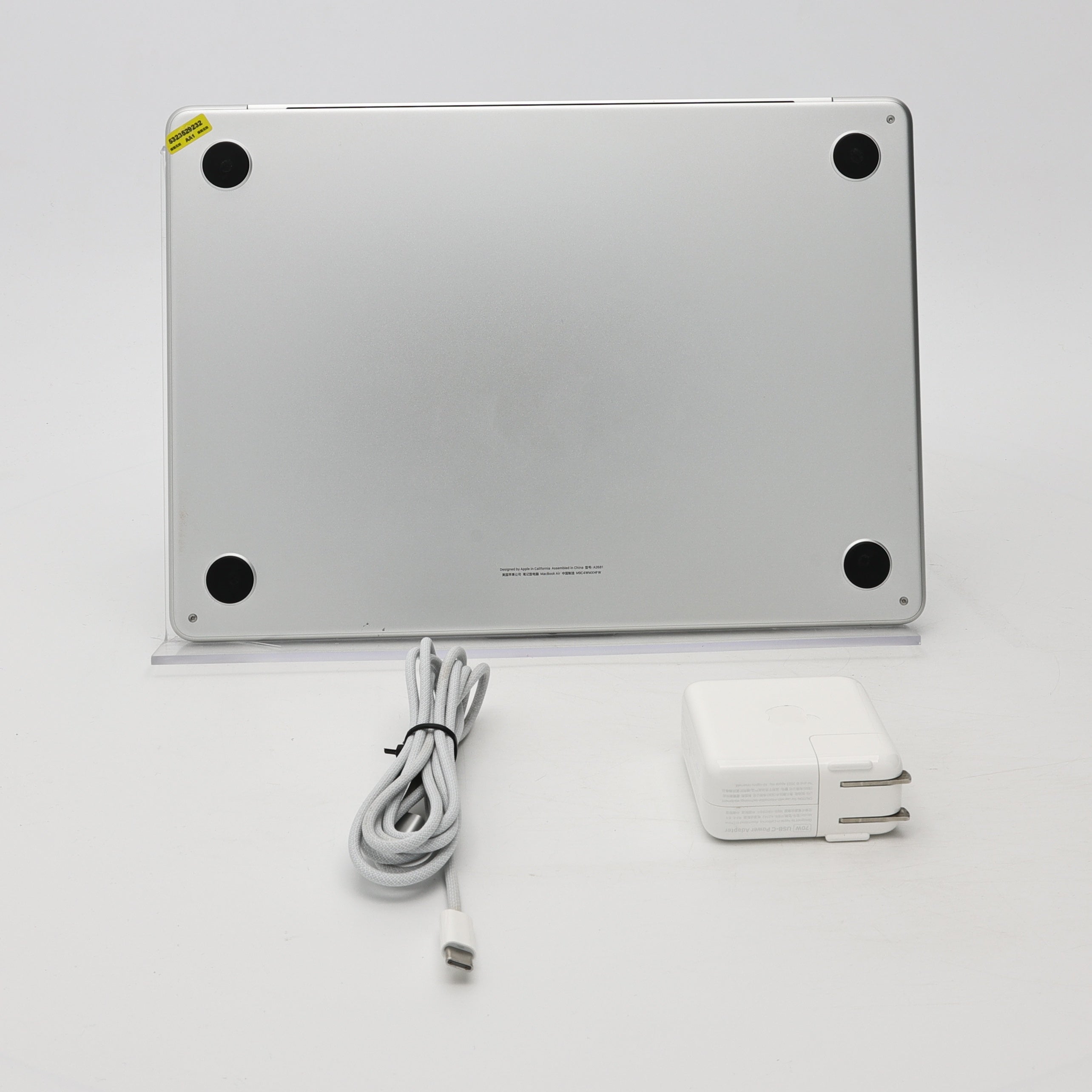 95新 Apple MacBook Air 22年 13寸 M2（8+10核） 8G RAM 512G SSD 銀色