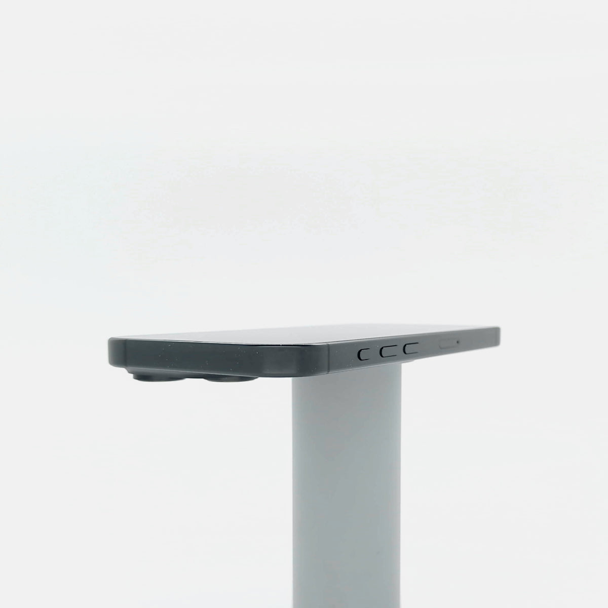 95新 Apple iPhone 16 Pro 128G 黑色鈦金屬 中國大陸版