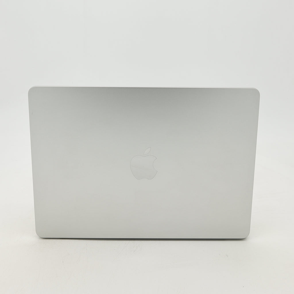 95新 Apple MacBook Air 22年 13寸 M2（8+8核） 8G RAM 256G SSD 銀色