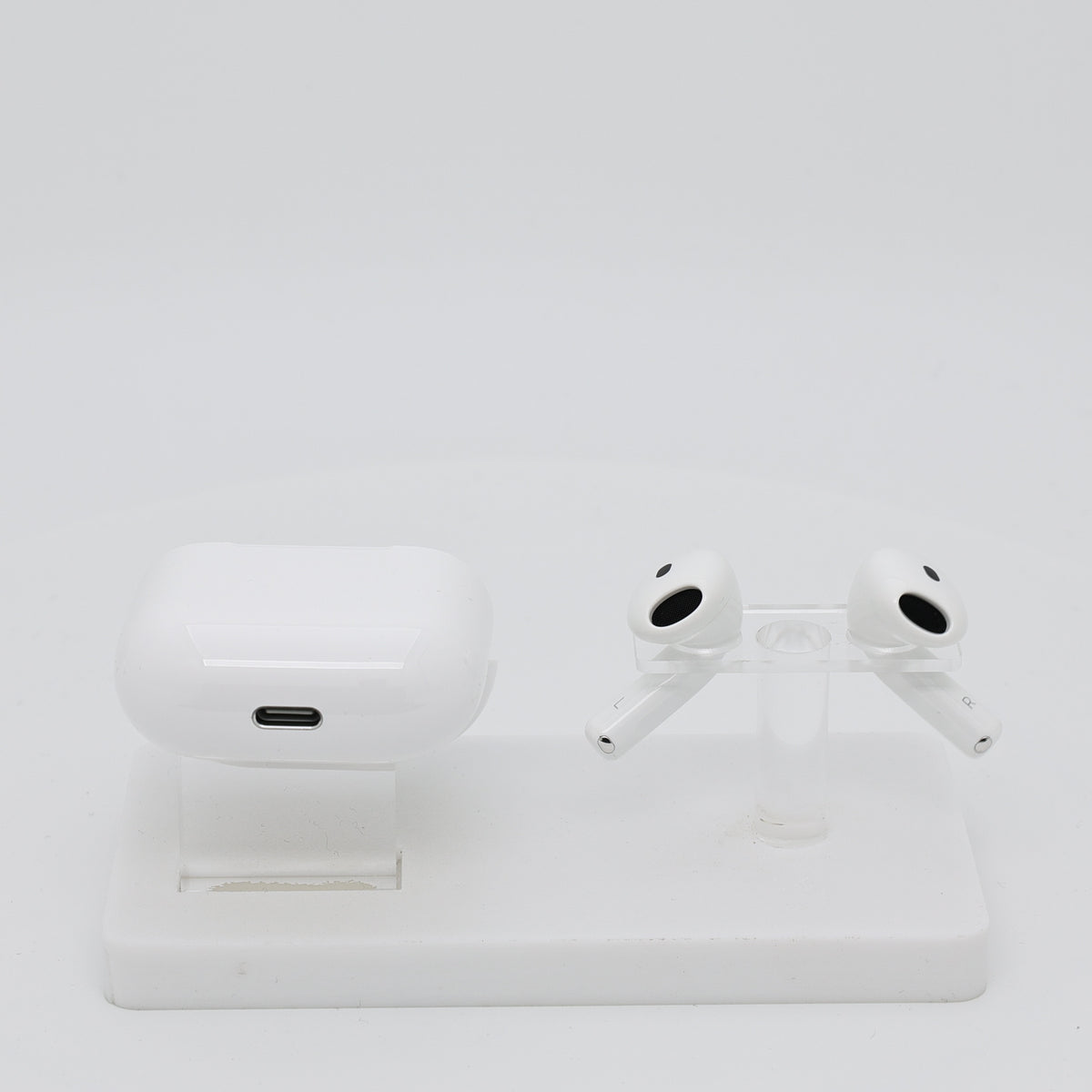 99新 Apple AirPods 4 (不支持主动降噪) 白色