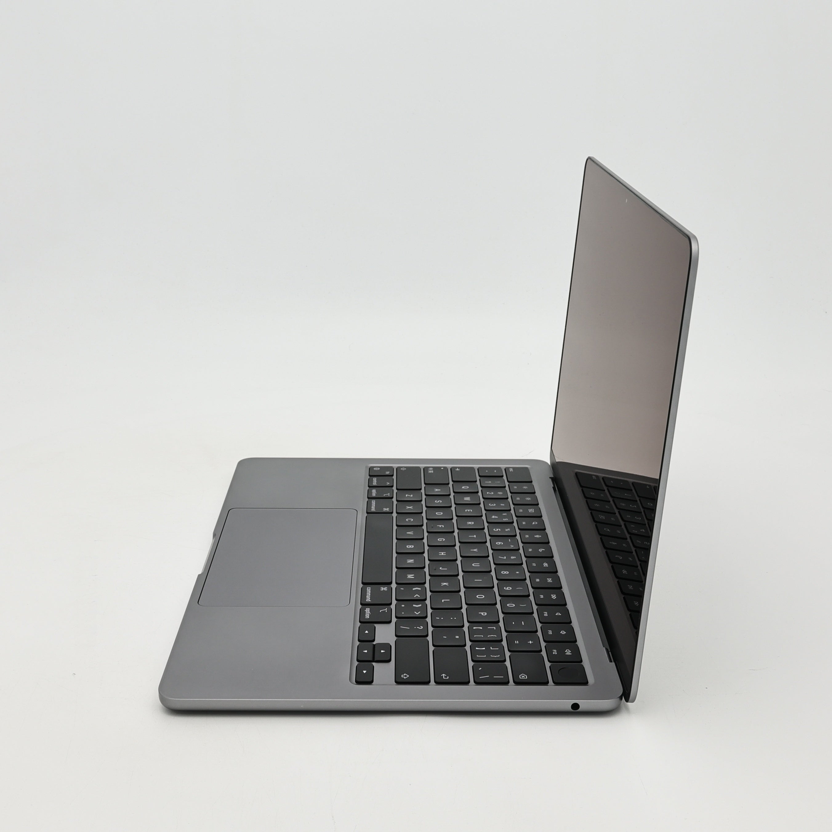 95新 Apple MacBook Air 24年 13寸 M3（8+8核） 8G RAM 256G SSD 深空灰色