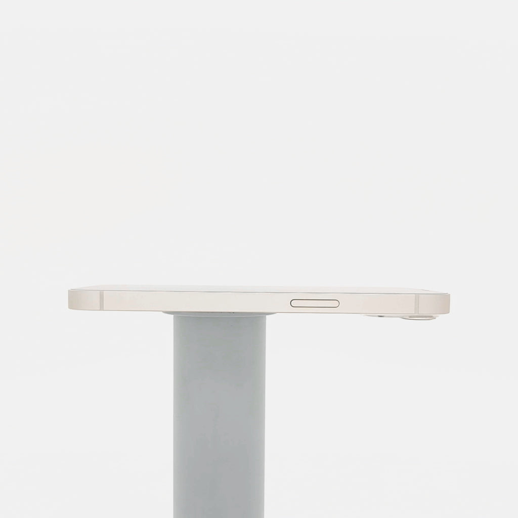 95新 Apple iPhone 13 128G 星光色 中國大陸版