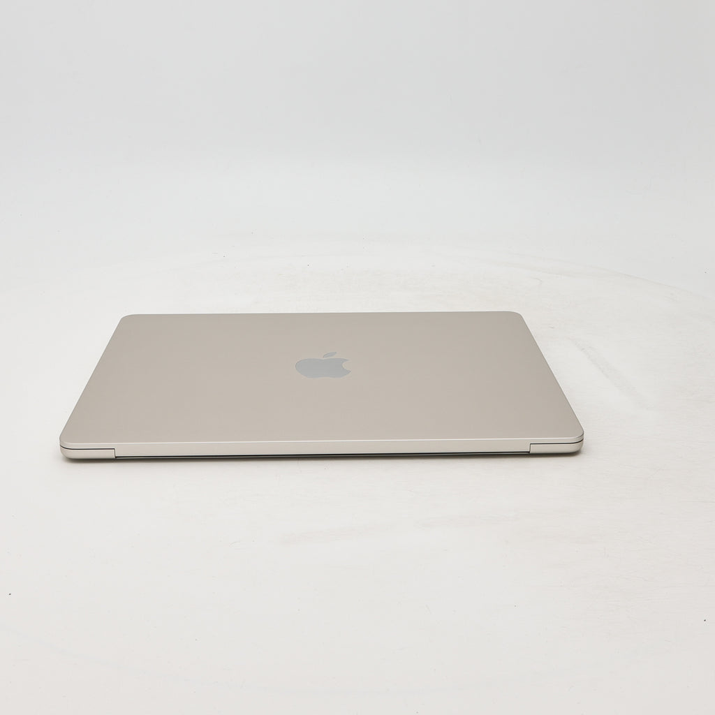 95新 Apple MacBook Air 22年 13寸 M2（8+8核） 8G RAM 256G SSD 星光色