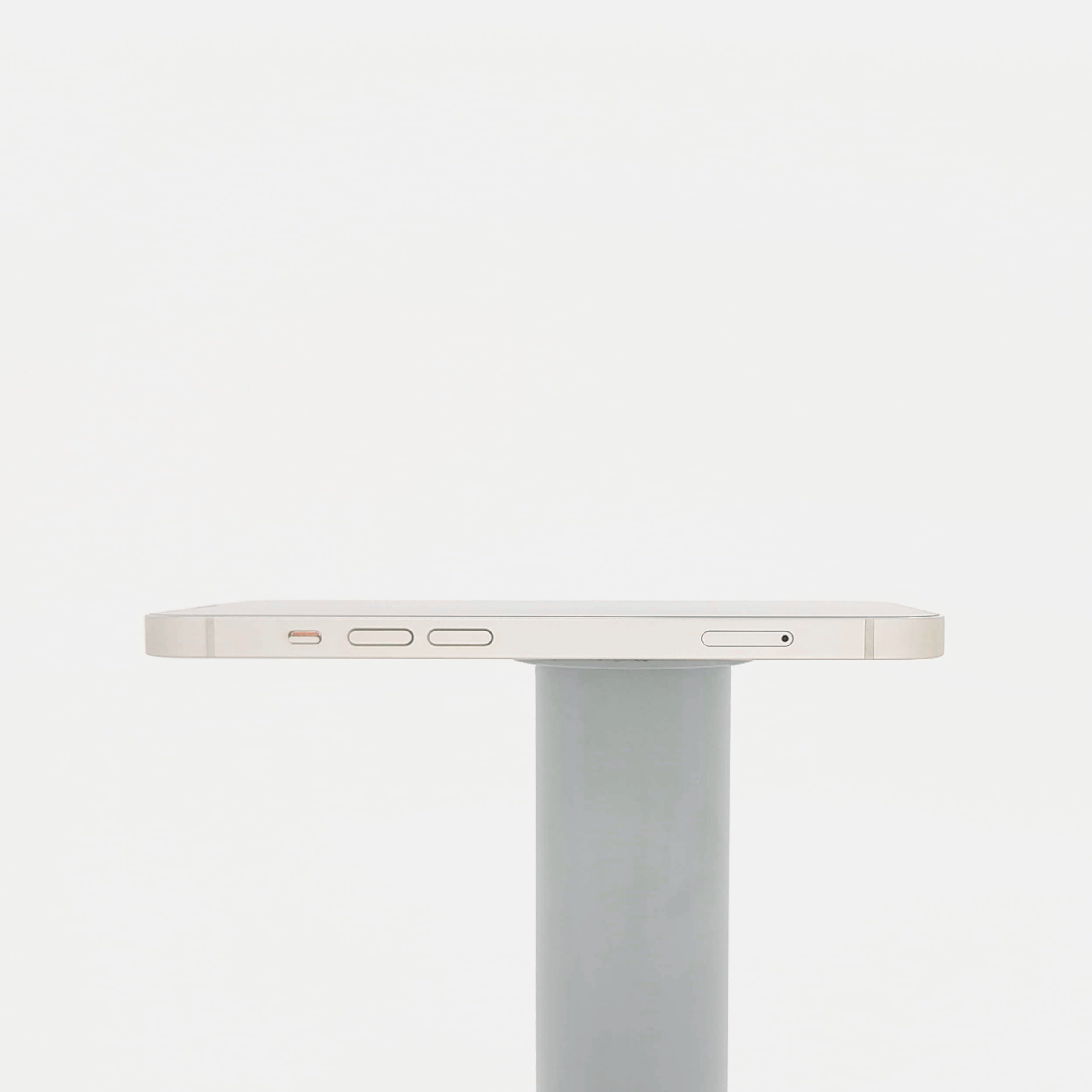 95新 Apple iPhone 13 128G 星光色 中國大陸版