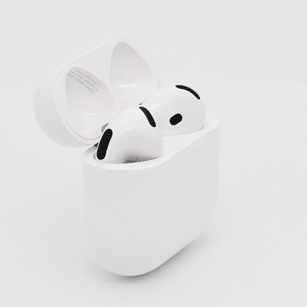 99新 Apple AirPods 4 (不支持主動降噪) 白色